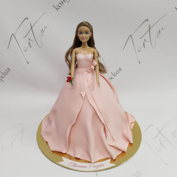 Торт Кукла в розовом на 3 года - 4912 на заказ в Москве, купить 2кг за 6400.00 ₽
