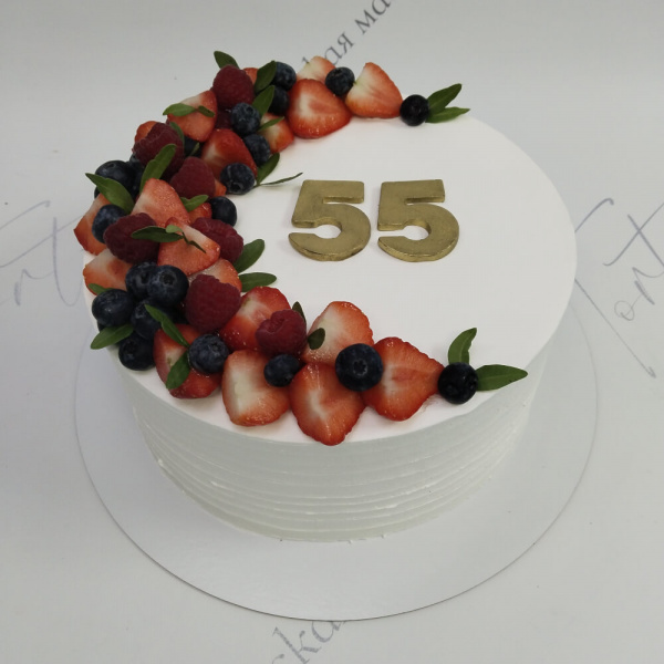 Торт с ягодами на 55 лет - 6186 на заказ в Москве, купить 3кг за 7800.00 ₽