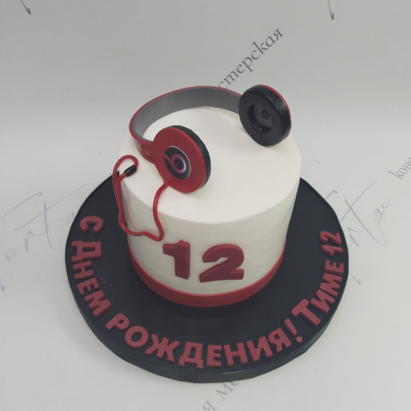Торт Наушники на 12 лет - 5180 на заказ в Москве, купить 2кг за 5800.00 ₽